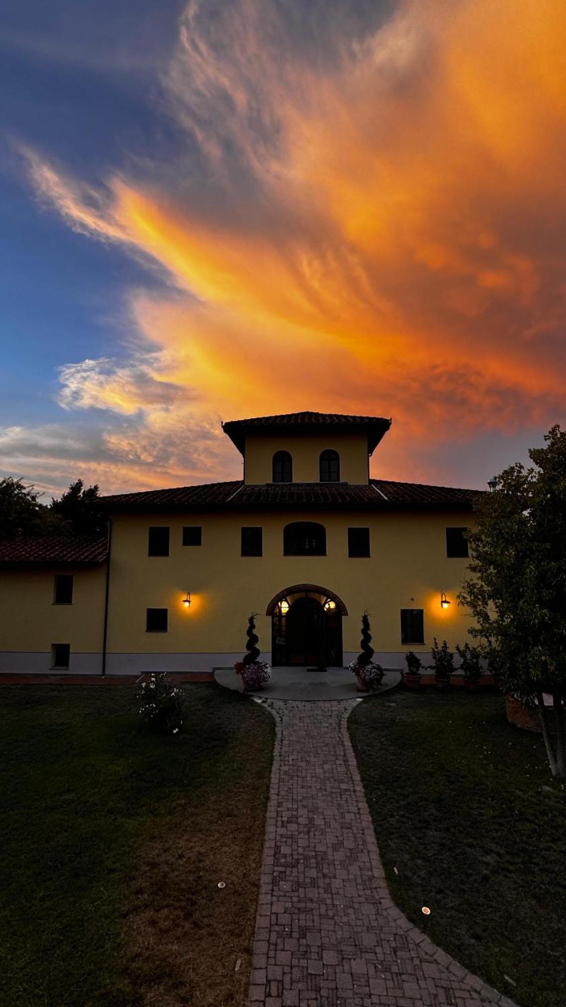 Agriturismo Cascina Cipressa San Romano  Εξωτερικό φωτογραφία
